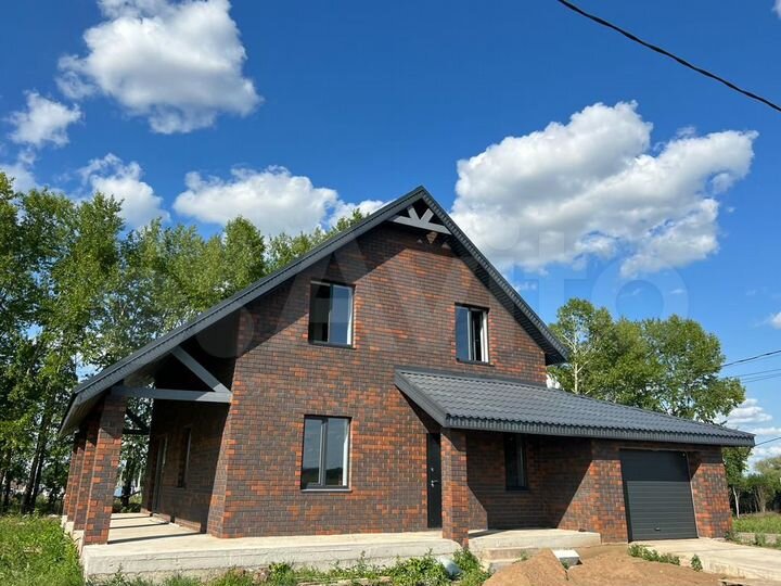 Дом 245 м² на участке 7 сот.