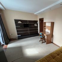 2-к. квартира, 52 м², 6/9 эт.