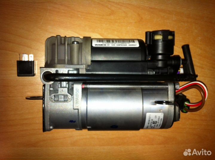 Компрессор пневмоподвески мерседес W220