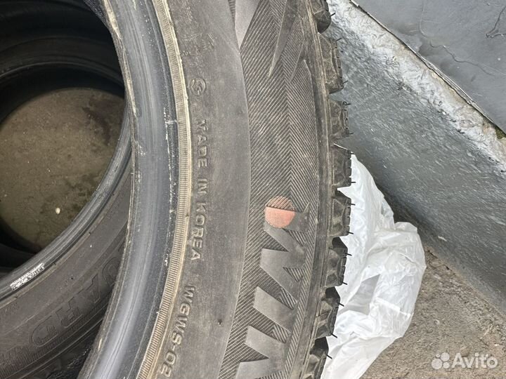 Roadstone Winguard WinSpike 205/55 R16 94T