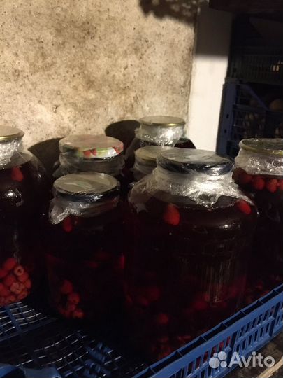 Варение домашнее Малина, вишня, клубника, смородин