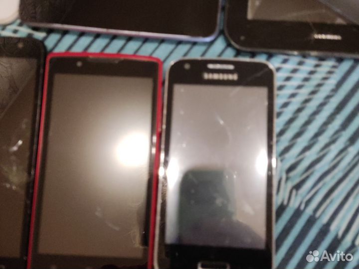 Планшеты телефоны б/у на запчасти