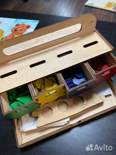 Развивающий сортер и пазлы