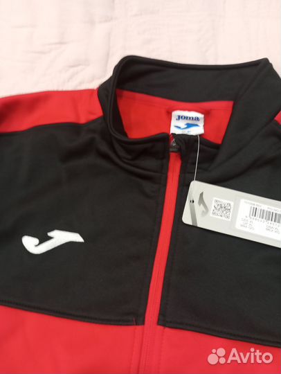 Спортивный костюм