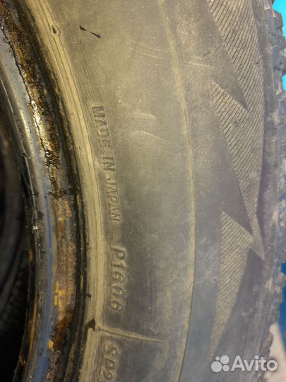 Bridgestone Blizzak Ice 195/65 R15 и 5.00 195C