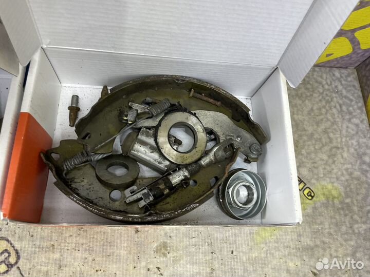 Механизм стояночного тормоза Фиат Альбеа Albea