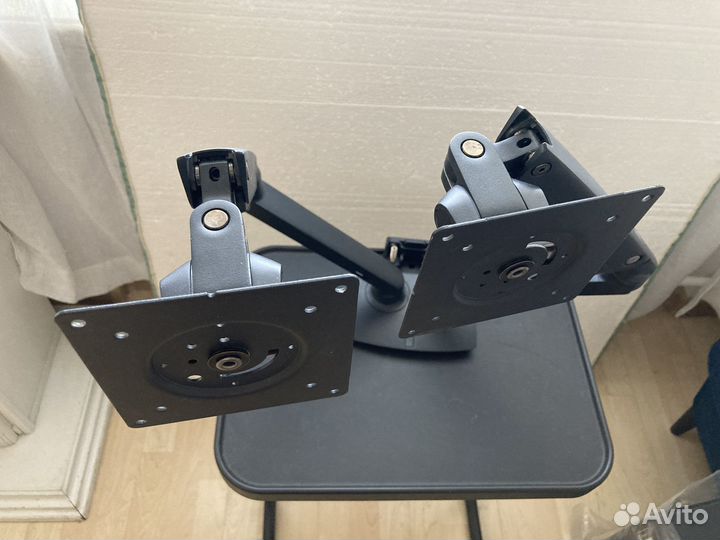 Продаю Настольный кронштейн Ergotron MXV Desk Dual