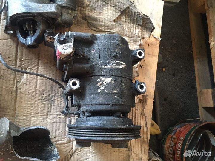 Компрессор кондиционера Kia Spectra