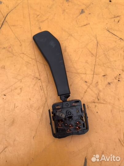 Переключатель дворников LADA Granta 11186 2017