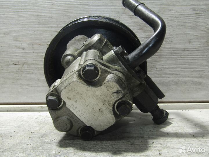 Насос гидроусилителя руля Kia Carnival 2.5 K5