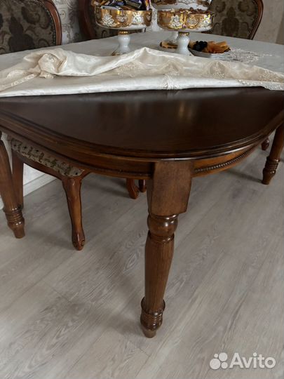 Стол для гостиной бу