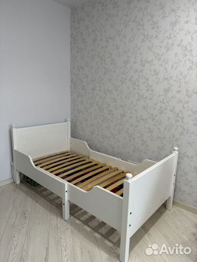Детская кровать IKEA раздвижная(с матрасом)