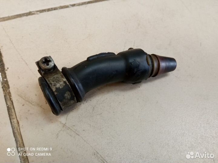 Трубка картерных газов Mercedes Benz w124