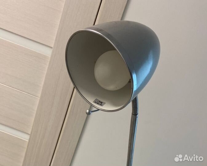 Лампа напольная