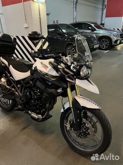 Triumph Tiger 800 (3,423 км, полная комплектация)