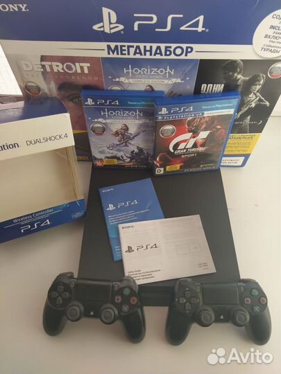 Sony PS4 Slim 1TB + 2 джойстика + топ игры