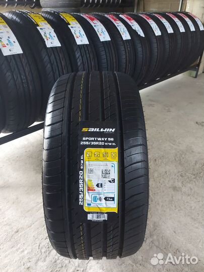 Sailwin Sportway 56 255/35 R20