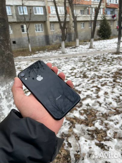 iPhone Xr, 128 ГБ