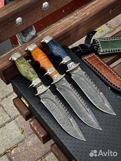 Нож из дамасской стали