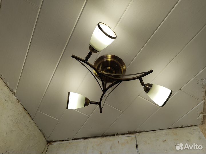 Люстра потолочная бу