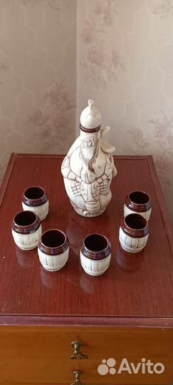 Графин и стопки