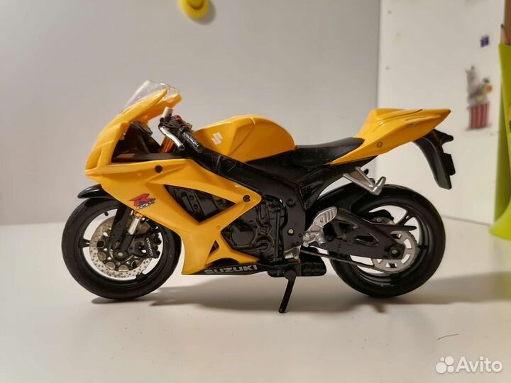 Развивающие игрушки для малышей пакетом