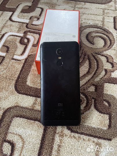 Xiaomi Redmi 5 Plus, 4/64 ГБ