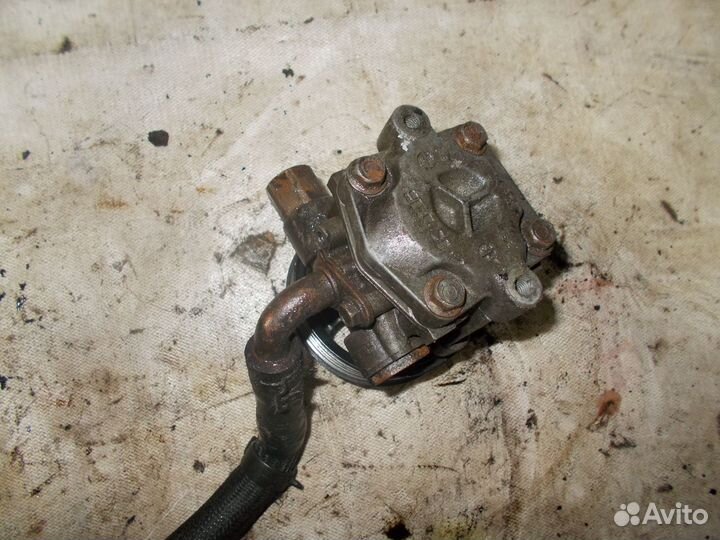 Насос гур jeep liberty KK 2.0 TD