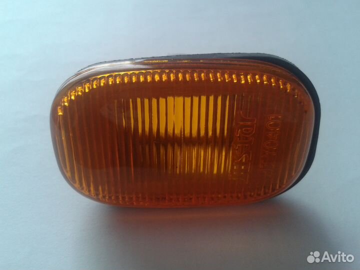 Поворотник toyota