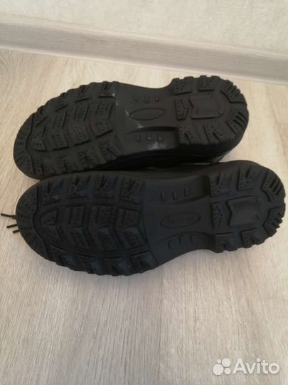 Ботинки рабочие 39 - 40 размер