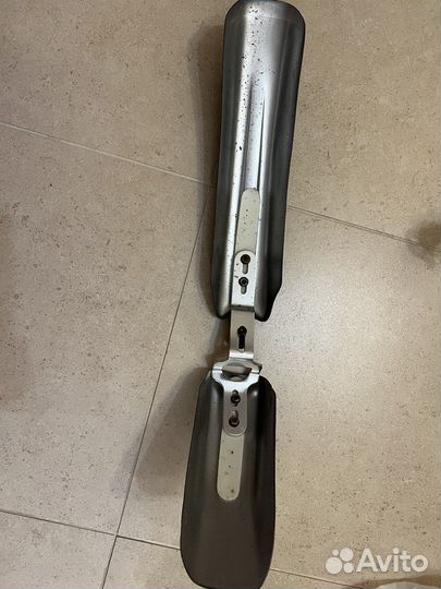 Крыло переднее