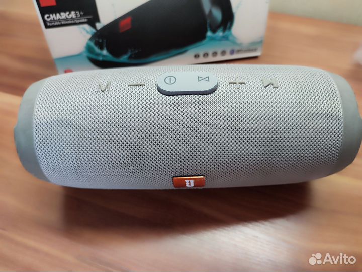 Портативная Bluetooth колонка charge 3+