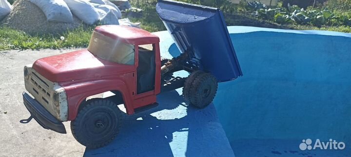ЗИЛ 130 азлк самосвал СССР редкий цвет игрушка