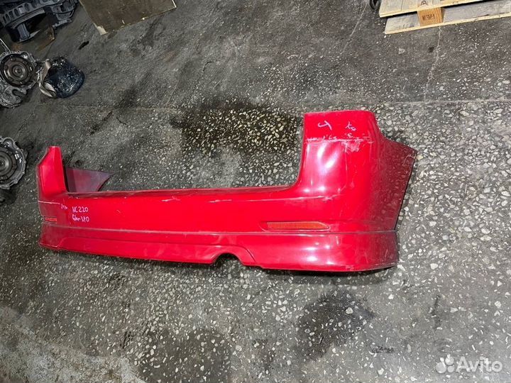 Бампер зад c Toyota Raum NCZ20 1NZ-FE