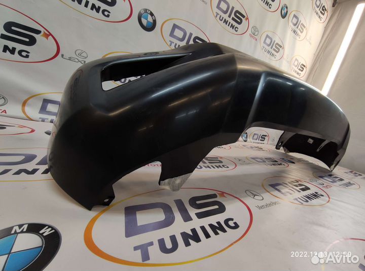 Бампер на Toyota Land cruiser 200с 2016гОригинал