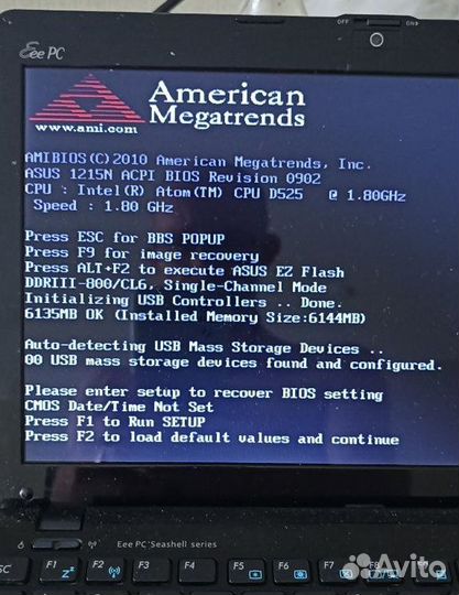 Asus Eee PC 1251 в рабочем состоянии