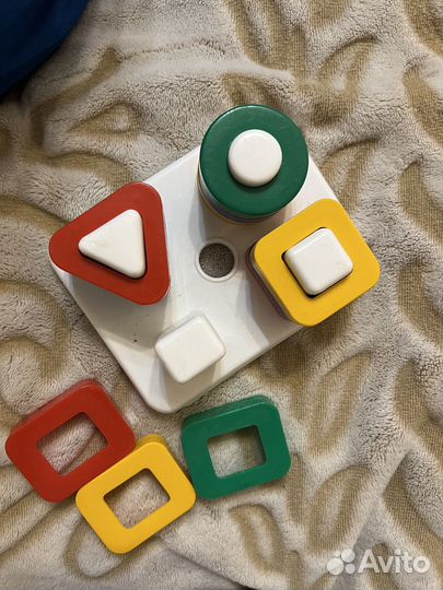 Развивающие игрушки моторики и изучения цветов