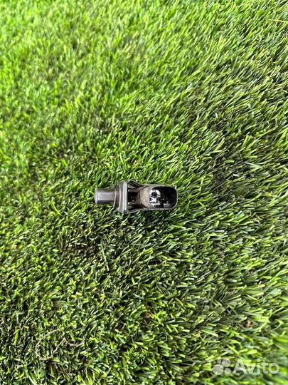 Датчик открытия капота Bmw 5 E60 N52B30 2005