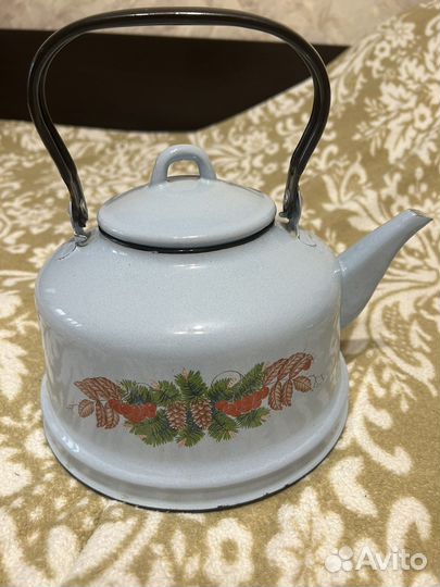 Чайник эмалированный СССР новый шишки