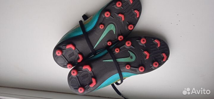 Футбольные бутсы nike mercurial