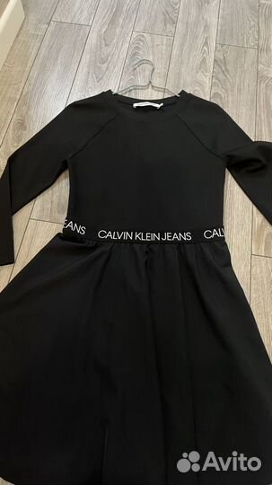 Calvin klein платье