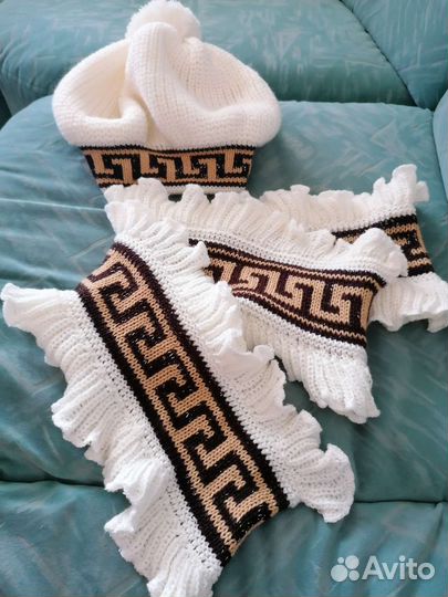 Комплект (берет + шарф) новый