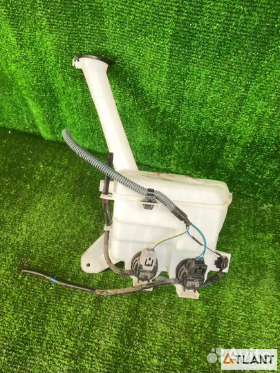 Бачок омывателя toyota ractis