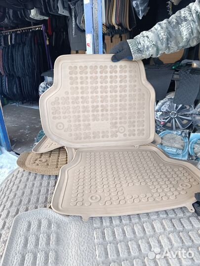 Автомобильные коврики бежевые бмв F10/BMW F10