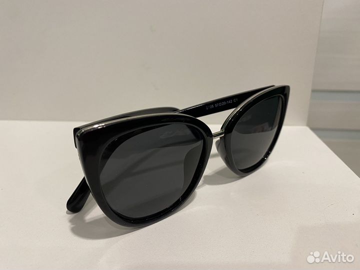 Солнцезащитные очки