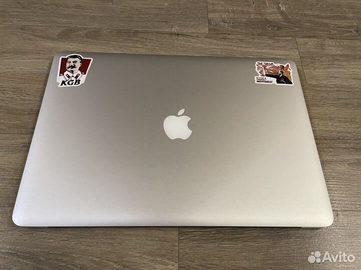 Macbook pro mid 2015