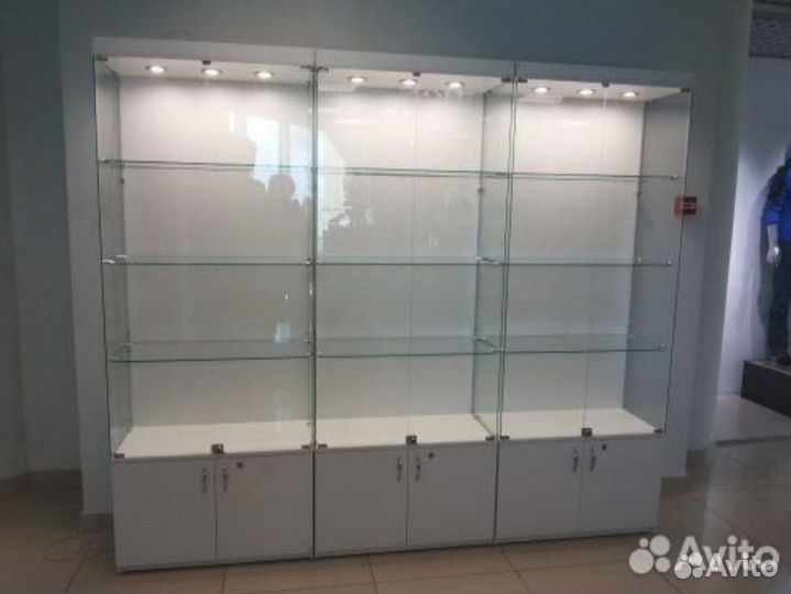 Стеклянная витрина