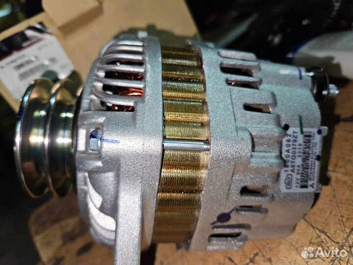 Генератор Mitsubishi Pajero Sport 3,2 1800A062