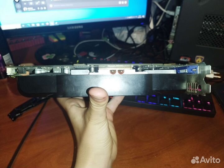 Видеокарта N560GTX