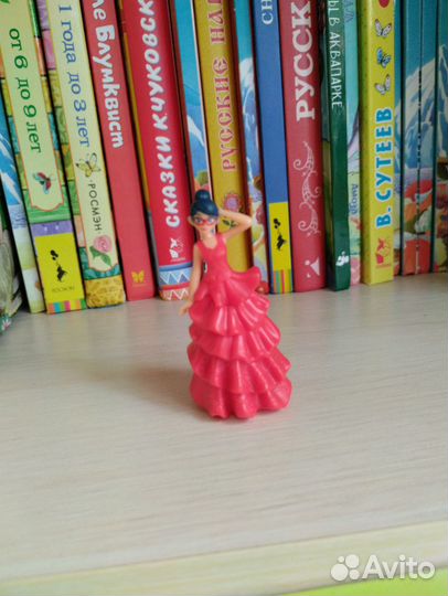 Фигурка из киндера